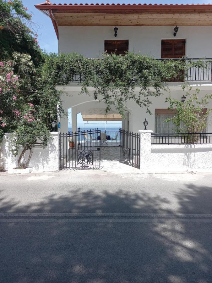 Ekie Apartment With Sea View Kalamata Zewnętrze zdjęcie